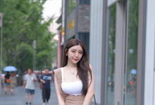 背带裤街拍,小姐姐这双腿有点厉害哦! -沐风文化