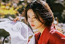 惊鸿一瞥,光芒闪耀的是少女杨超越的眼眸-沐风文化