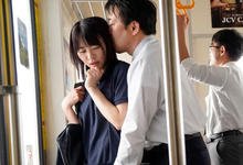 HMN-416 制服高中生「东条なつ」新的继父竟是电车痴汉 为了家庭和谐只好继续隐忍-沐风文化